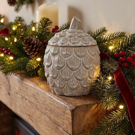 liri pinecone