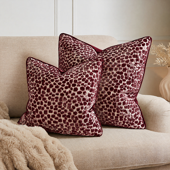 Audrey 55x55cm_Sage_M01 Burgundy