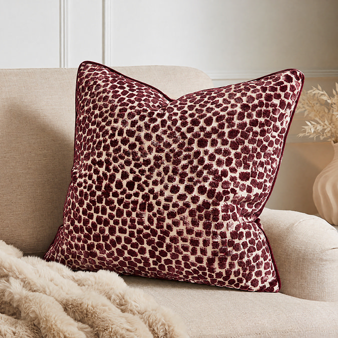 Audrey 55x55cm_Sage_M01 Burgundy