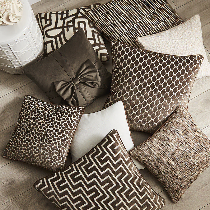 group cushion shot image 5