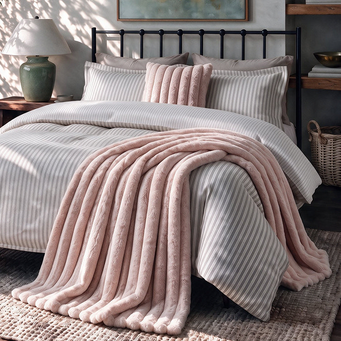 Jasmine Throw image