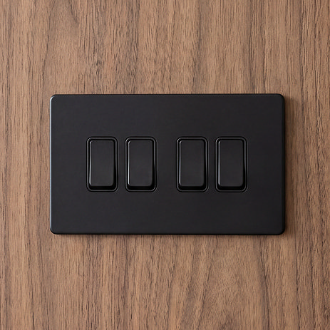 4 Gang Switch in Matt Black
