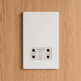 White Shaver Socket