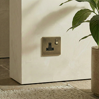 1 gang socket in antique brass