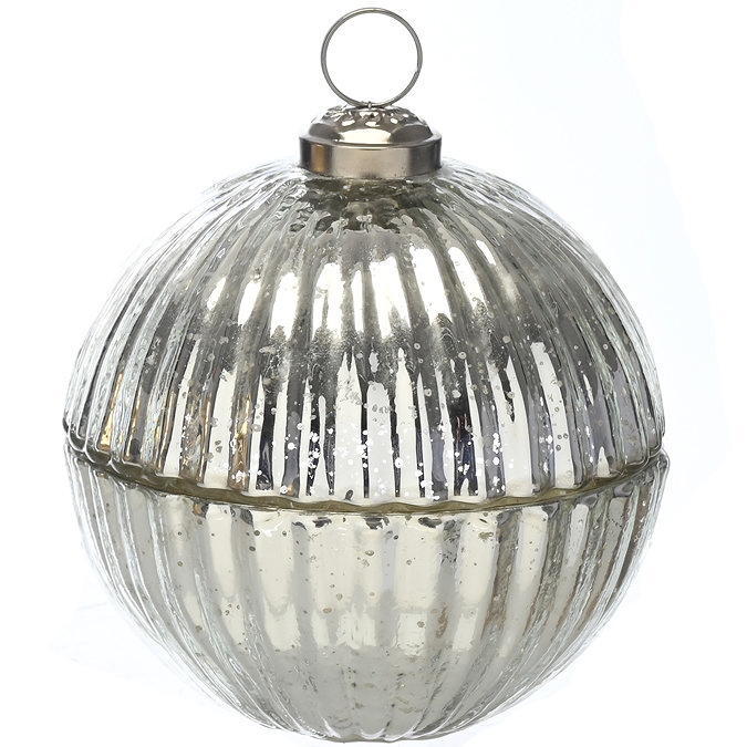 Martha tealight holder