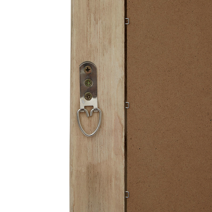 Merano XL Window Mirror close up Image