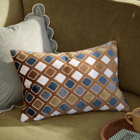 Metro Diamond Cushion Ginger