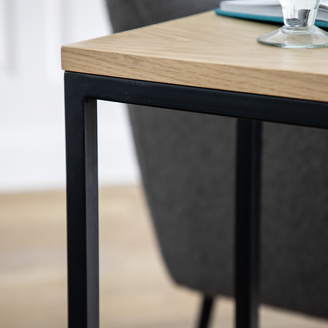 Metro Side Table Oak Image 2