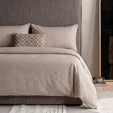 Mira Jacquard taupe image
