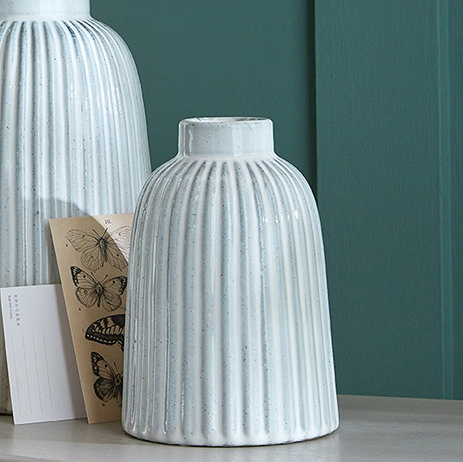 Monte Bell Vase