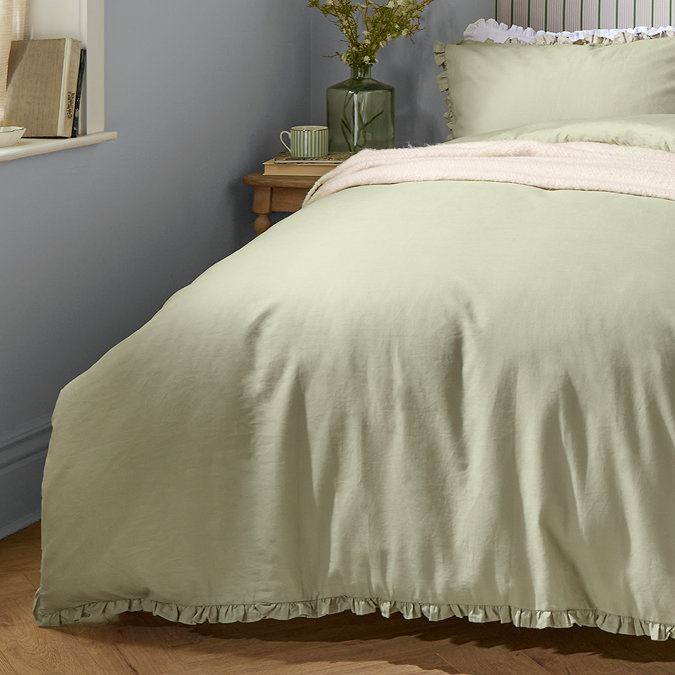 Newtilly on bed close up image 3