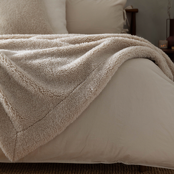 Olann natural throw image