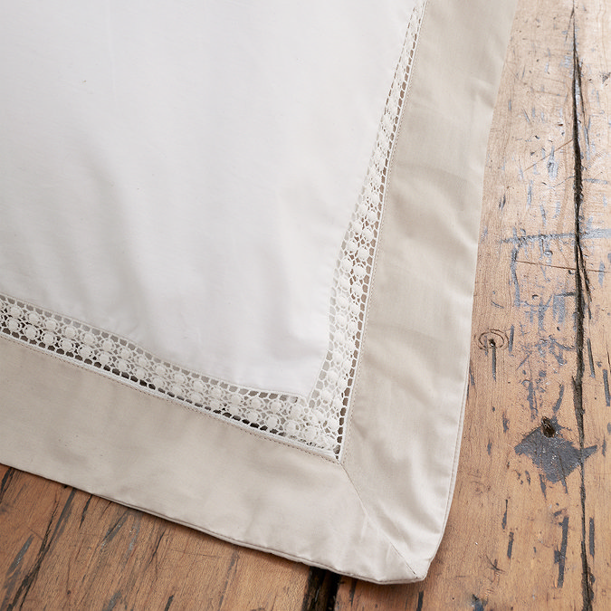 Oxford Lace 200TC Duvet Cover Set - White & Natural carousel image