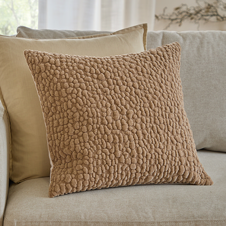Pebble cushion 45x45cm in stone