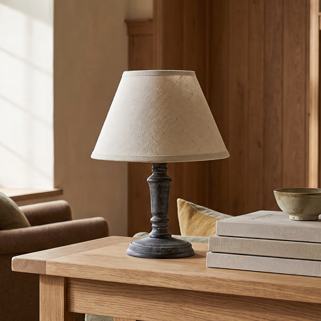 Phoebe table lamp