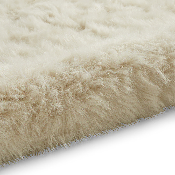 Polar plush rug in beige close up image 8