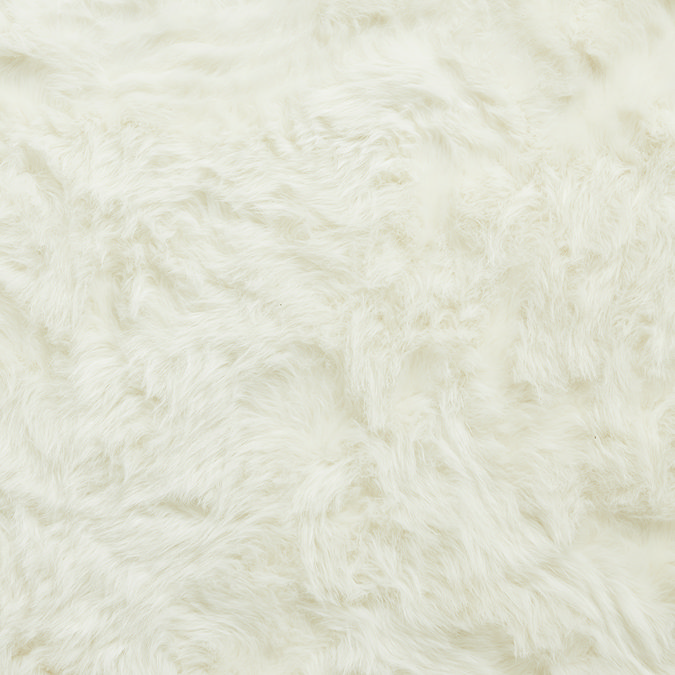Polar plush ivory rug close up image 5