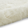 Polar plush ivory rug close up image  8