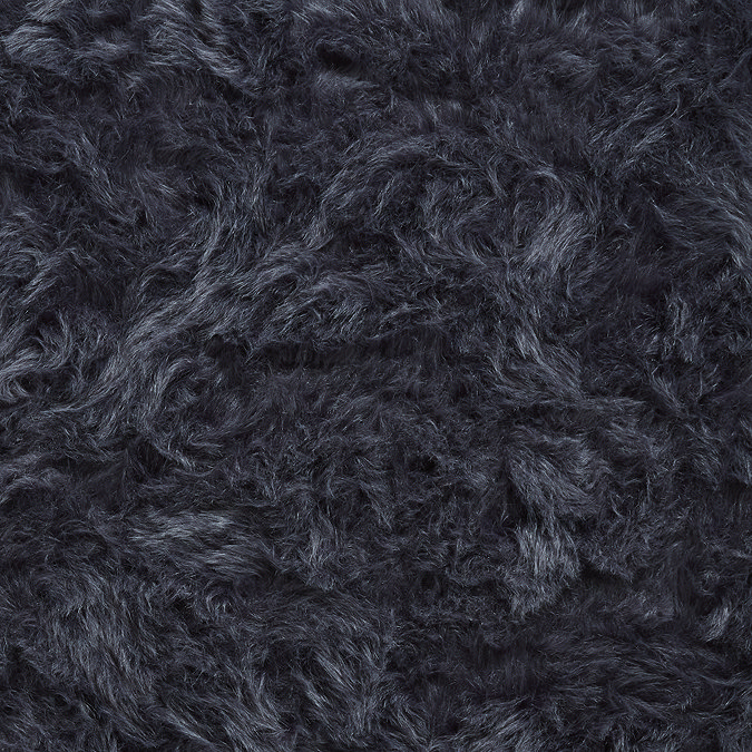 Polar plush navy rug clsoe up image 