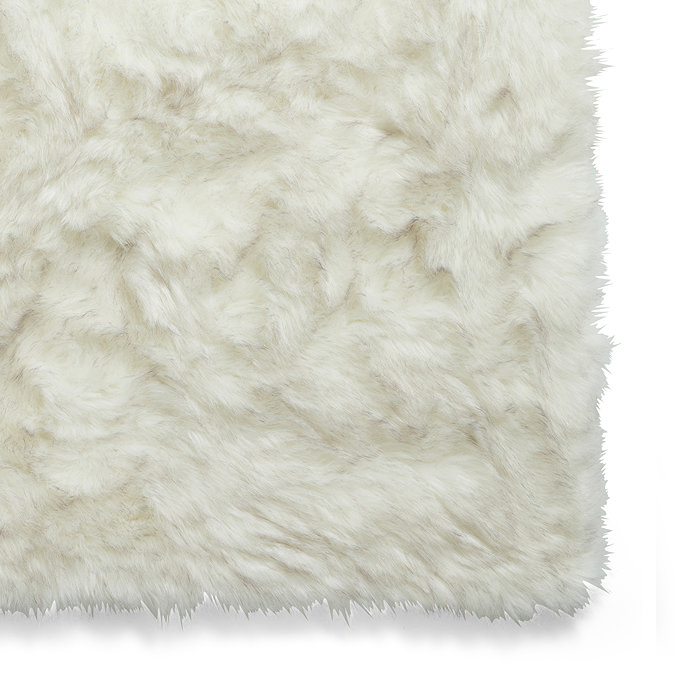 polar plush white and grey rug close up image 5