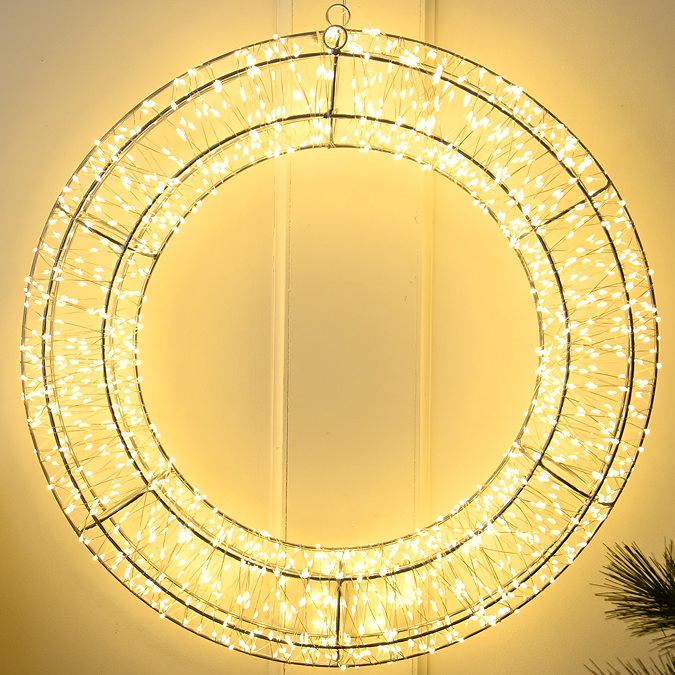 Fable Dew Drop led wreath