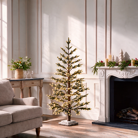 Lifestyle_Pre-Lit Calliope - 4ft Snowy Christmas Tree