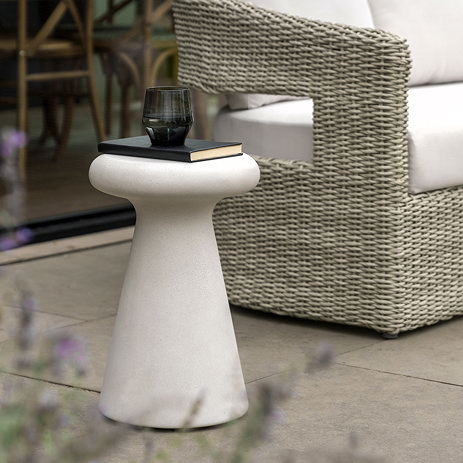 Quinn side table concrete grey