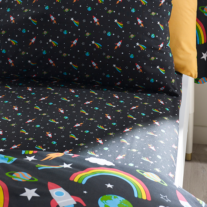 Rainbow rockets fitted sheet
