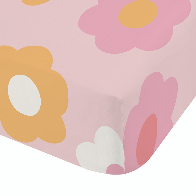 Retro daisy fitted sheet on bed image
