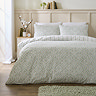 Scallop Floral Reversible 200TC Duvet Cover Set - Green main image