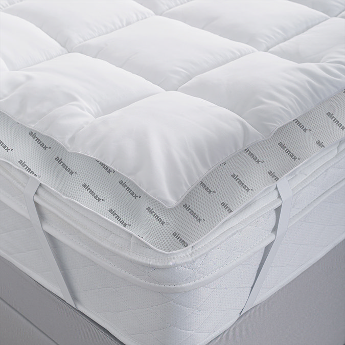 Airmax topper close up strap image 3