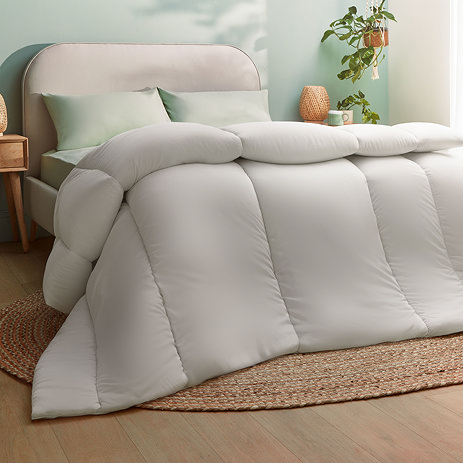 Silentnight 4.5 Tog Anti-Allergy Duvet 2