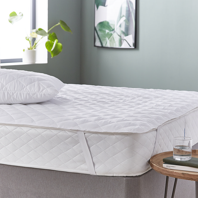 Silentnight Anti-Allergy Mattress Protector