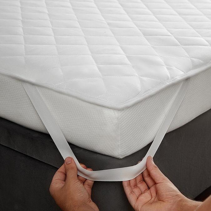 Silentnight Anti-Allergy Mattress Protector