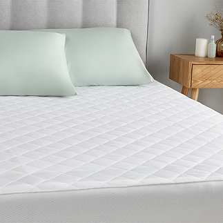Silentnight Anti-Allergy Mattress Protector