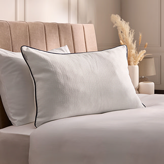 Silentnight Hotel Collection Prestige Pillow