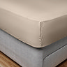Supersoft fitted sheet natural on bed image 3