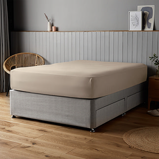 Supersoft fitted sheet natural on bed image 1