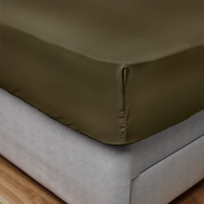 Supersoft Fitted sheet in olive on bed image 3