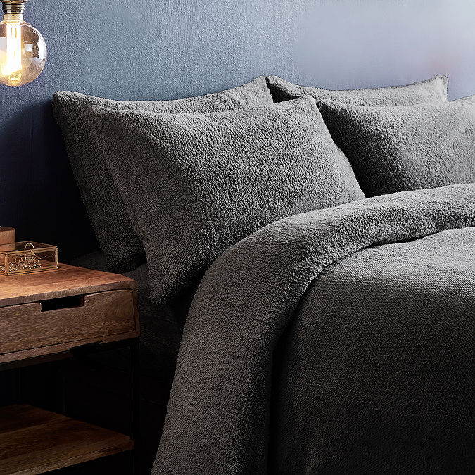 Teddy Fleece Charcoal close up on bed image 2