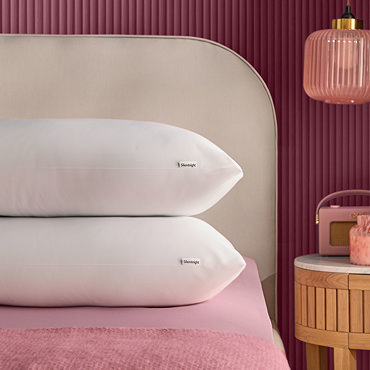 Silentnight Ultrabounce Pillow Pair on bed Lifestyle image 2