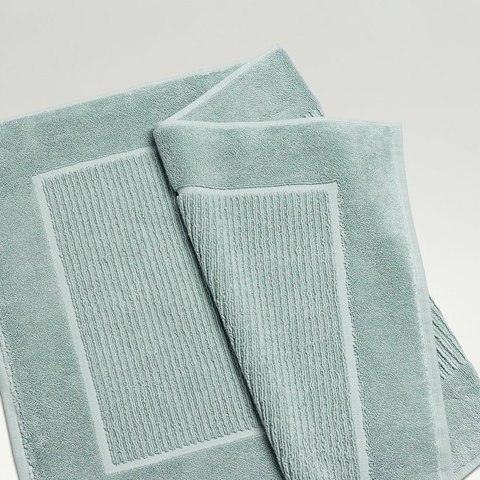 Supreme Mineral Blue Bath Mat Close Up
