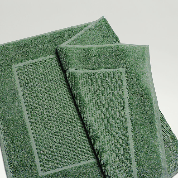 Supreme Spruce Bath Mat Close Up