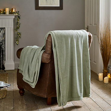 The Big One Sage Throw image