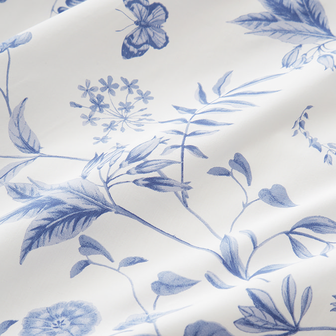thea floral Duvet cover set close up in blue image 6