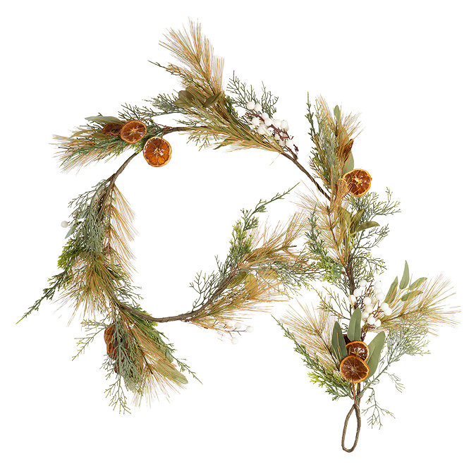 Tiffany garland with orange slices