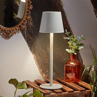 image of ivory coloured table lamp