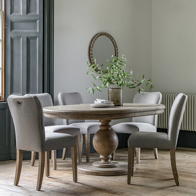 Vermont round dining table extended