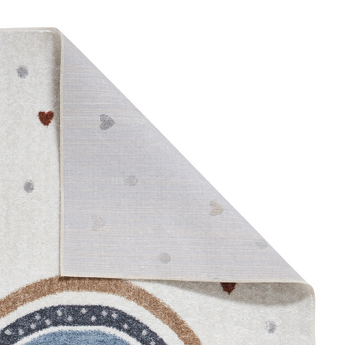 Vida Kids rainbow rug close up image 3