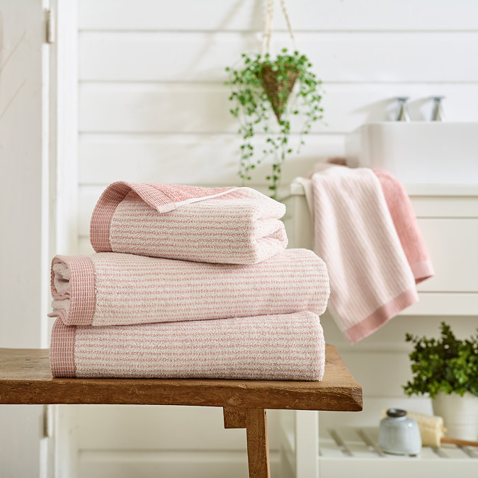 Willow Weave Towel in pink image